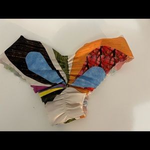 Maya Signature Scrunch Bottom